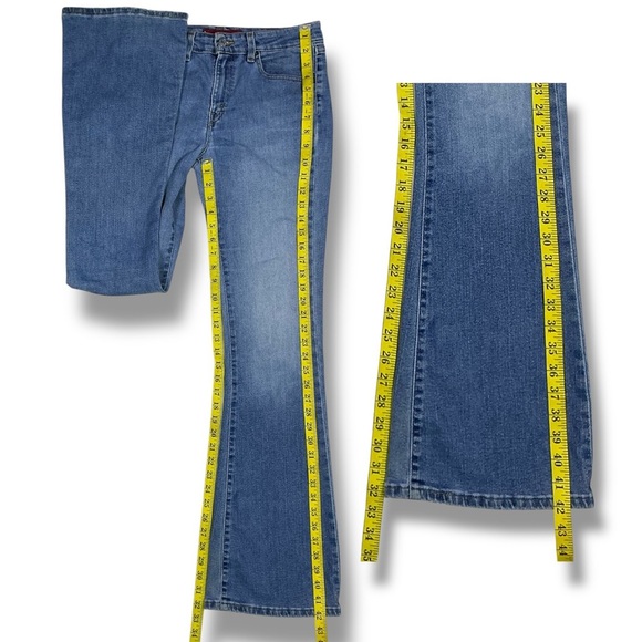 Levi's 519 Vintage Jeans Low Mid Rise Stretch Flare Medium Wash 32 Inseam JR 7 - Picture 3 of 15